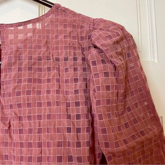 ZARA Balloon Sleeve Blouse in Dusty Pink - Picture 4 of 8